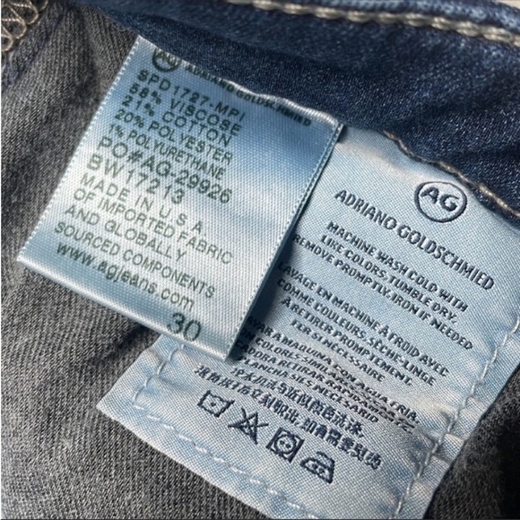 AG Jeans Denim Dark The Stevie Capri Ankle Cropped Stretchy Size 30 - Picture 5 of 13